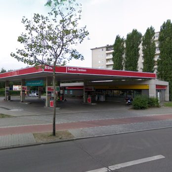 Esso - Gas Stations Near Me - Berlin, BE
