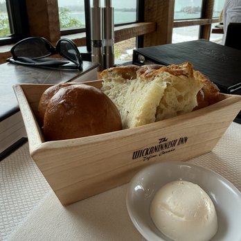 The Pointe Restaurant - Bread focaccia - Canadian (New) Near Me - Tofino, British Columbia