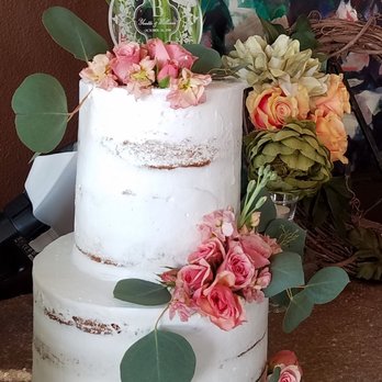 Christine's Cake Creations - Desserts Near Me