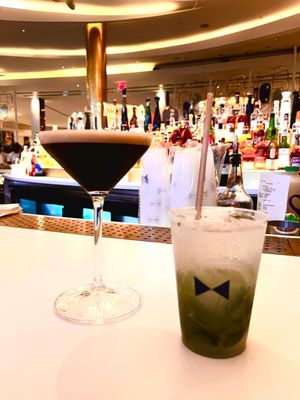 Bleau Bar by null