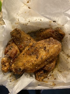Wings & Seafood by null