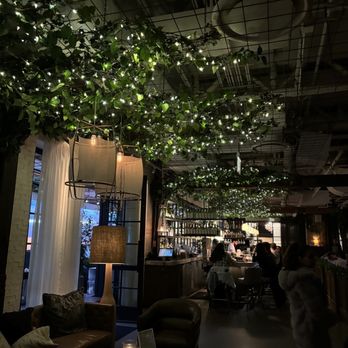 Aba - Inside - Mediterranean Near Me - Chicago, Illinois
