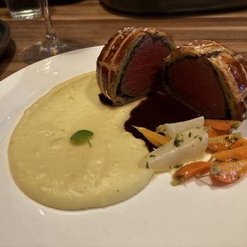 Ramsay's Kitchen - Beef Wellington. Nothing to write home about. - New American Near Me - Naperville, Illinois Ramsay's Kitchen - Beef Wellington. Nothing to write home about. - New American Near Me - Naperville, Illinois