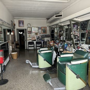Sims Barber Shop - Barbers Near Me - Sevierville, Tennessee Sims Barber Shop - Barbers Near Me - Sevierville, Tennessee