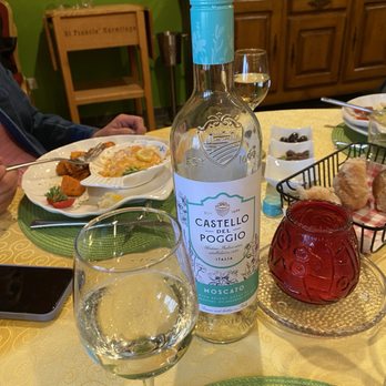 St Francis' Hermitage Restaurant - White wine - French Near Me - Gays Mills, Wisconsin St Francis' Hermitage Restaurant - White wine - French Near Me - Gays Mills, Wisconsin