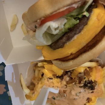 In-N-Out Burger - Fast Food Near Me - La Verne, California In-N-Out Burger - Fast Food Near Me - La Verne, California