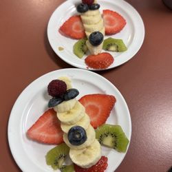 Maggies On Meeker - Fruit bug for kids