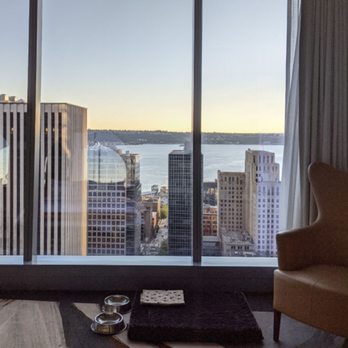 Lotte Hotel Seattle - Superior Room with Bay view, with pet bed and bowls ready upon check in - Hotels Near Me - Seattle, Washington Lotte Hotel Seattle - Superior Room with Bay view, with pet bed and bowls ready upon check in - Hotels Near Me - Seattle, Washington