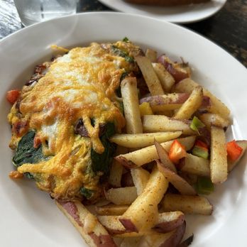 Rialto Cafe - All Veggie omelette - Breakfast & Brunch Near Me - Fullerton, California