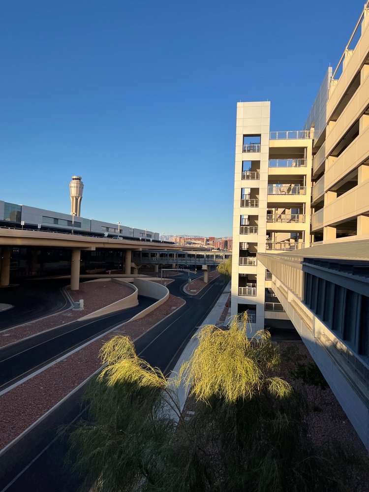 HARRY REID INTERNATIONAL AIRPORT TERMINAL 3 928 Photos & 402 Reviews