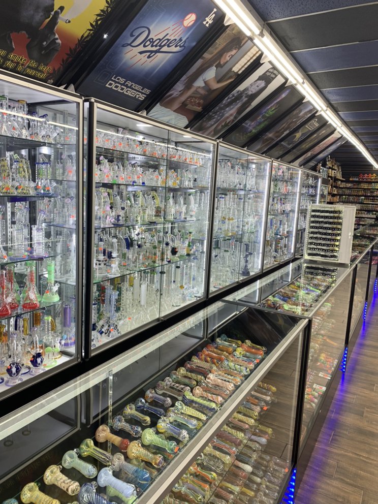 VAPE HOUSE SMOKE SHOP Updated September 2024 103304 Arlington Ave