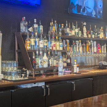 The Rock Yard Kitchen & Bar - Pizza Near Me - Trenton, Texas