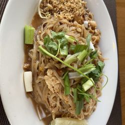 Siri Thai Cuisine - Pad Thai Noodle (Chicken)