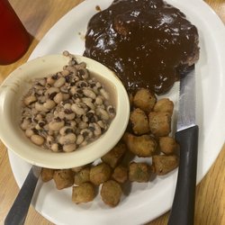 Mom's Family Restaurant