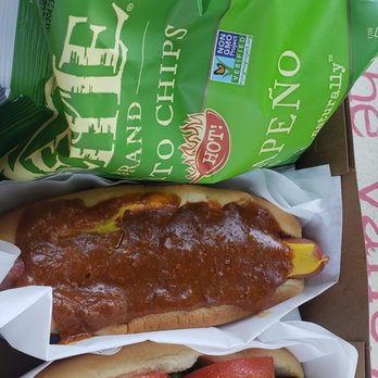 Cupid's Hot Dogs - Chili dog and chicago dog with no onions - Hot Dogs Near Me - Winnetka, California Cupid's Hot Dogs - Chili dog and chicago dog with no onions - Hot Dogs Near Me - Winnetka, California