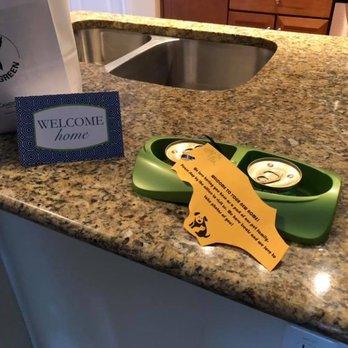 Camden Amber Oaks Apartments - This was waiting for us on our brand new kitchen island! How thoughtful! - Apartments Near Me - Austin, Texas Camden Amber Oaks Apartments - This was waiting for us on our brand new kitchen island! How thoughtful! - Apartments Near Me - Austin, Texas