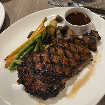 Basalt - Ribeye Steak - New American Near Me - Honolulu, Hawaii