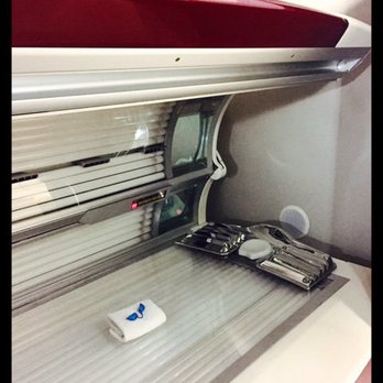 iGlow Tan & Spa - Ultra Super Bed - Tanning Near Me - Mississauga, Ontario iGlow Tan & Spa - Ultra Super Bed - Tanning Near Me - Mississauga, Ontario