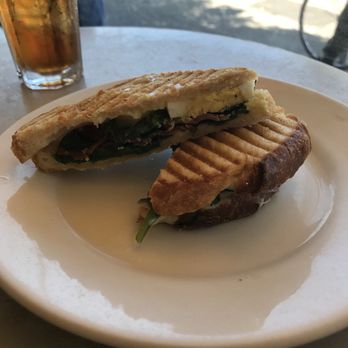 Baker & Commons - Egg sandwich - Cafes Near Me - Berkeley, California
