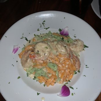 Alessa - Fettuccine with shrimp - Italian Near Me - Laguna Beach, California
