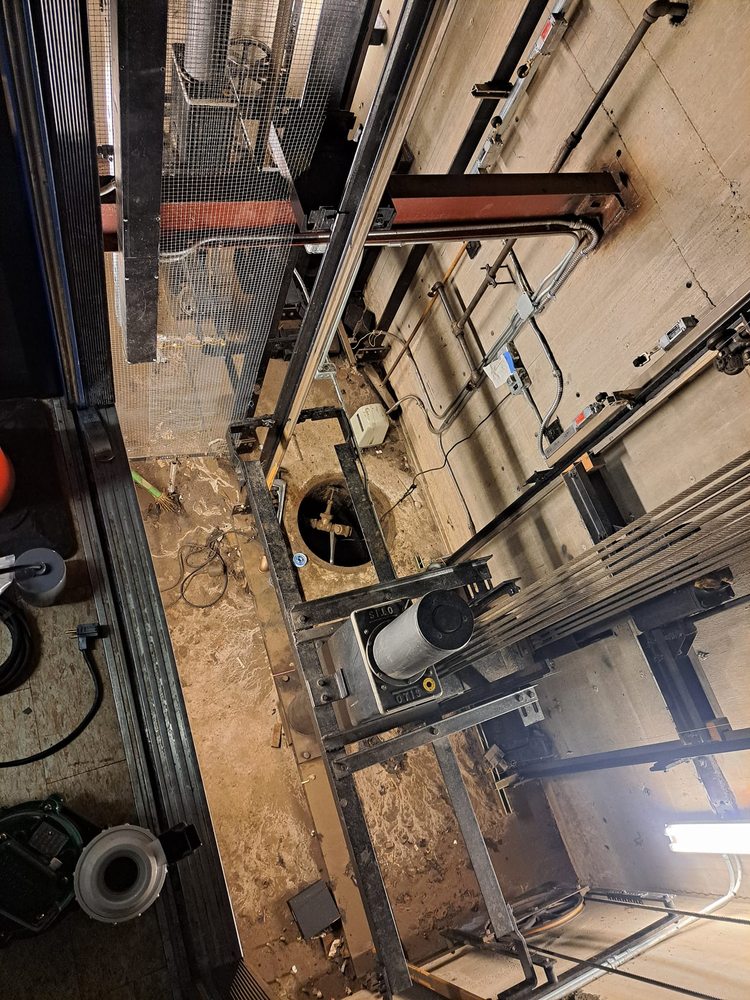 Slide of Criterion Plumbers