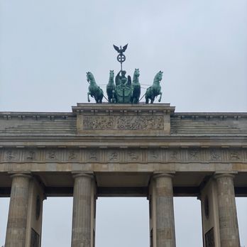Brandenburger Tor - Landmarks & Historical Buildings Near Me - Berlin, BE