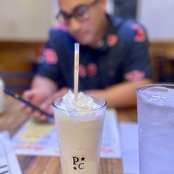 Sesame Burgers & Beer - Strawberry milkshake