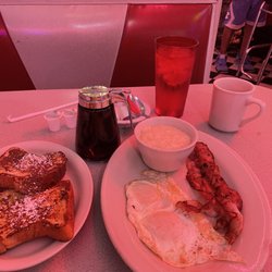 Joe's New York Diner - Pretty damn good breakfast