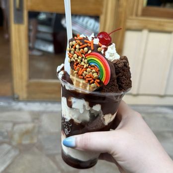 Lappert's Hawaii - Brownie sundae - Ice Cream & Frozen Yogurt Near Me - Honolulu, Hawaii Lappert's Hawaii - Brownie sundae - Ice Cream & Frozen Yogurt Near Me - Honolulu, Hawaii