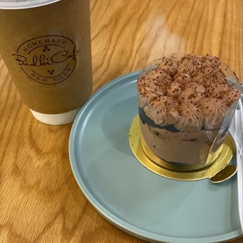 Bodhi Cafe - Chocolate cake and white peach oolong tea - Coffee & Tea Near Me - Flushing, New York