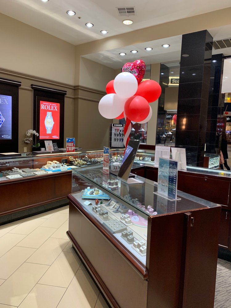 KEVIN JEWELERS 27 Photos & 164 Reviews 400 S Baldwin Ave, Ste 376