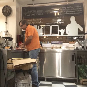 A venda lusitana - Cafes Near Me - Lisbon, 11 A venda lusitana - Cafes Near Me - Lisbon, 11