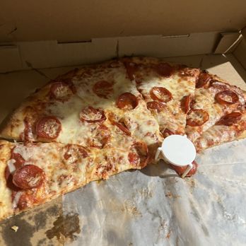 Tottino's Pizza - I ordered pepperoni pizza with extra pepperoni. This did not look like extra pepperoni, - Pizza Near Me - Inglewood, California Tottino's Pizza - I ordered pepperoni pizza with extra pepperoni. This did not look like extra pepperoni, - Pizza Near Me - Inglewood, California