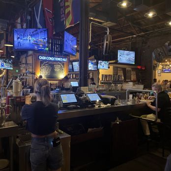 Four Peaks Brewing - The Bar - Pubs Near Me - Tempe, Arizona