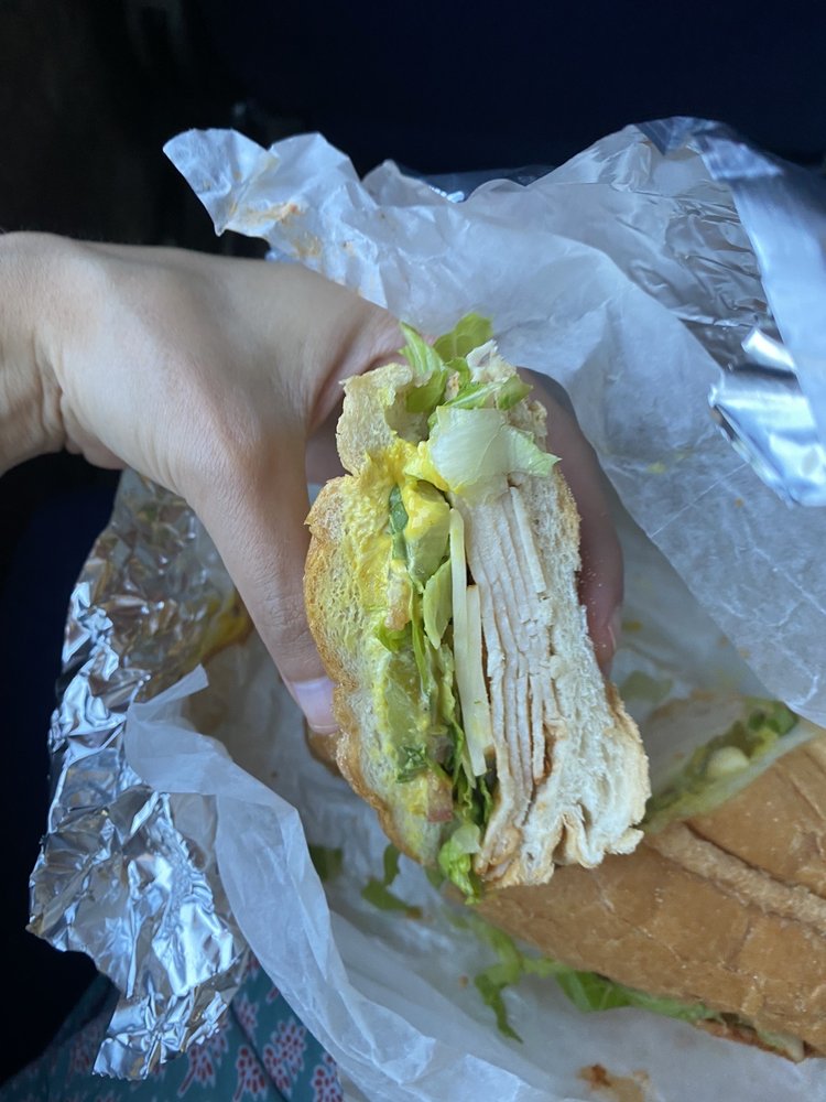 NEW YORK DELI & MARKET Updated August 2024 32 Photos & 14 Reviews