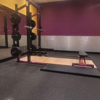 Planet Fitness - Squat racks!!!! Yes! - Gyms Near Me - Temecula, California Planet Fitness - Squat racks!!!! Yes! - Gyms Near Me - Temecula, California