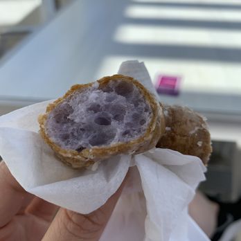 Liliha Bakery - Light, fluffy, and chewy Poi Mochi donuts. Yum - Bakeries Near Me - Honolulu, Hawaii Liliha Bakery - Light, fluffy, and chewy Poi Mochi donuts. Yum - Bakeries Near Me - Honolulu, Hawaii