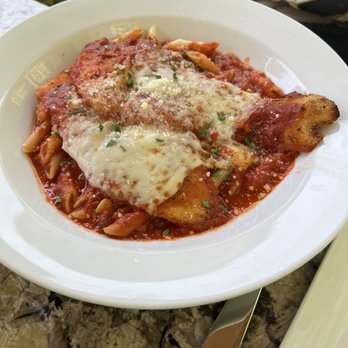 Consiglio's Restaurant - Chicken Parm - Italian Near Me - New Haven, Connecticut Consiglio's Restaurant - Chicken Parm - Italian Near Me - New Haven, Connecticut