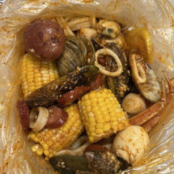 Cap't Loui Seafood Boil - Cajun/Creole Near Me - Los Angeles, California
