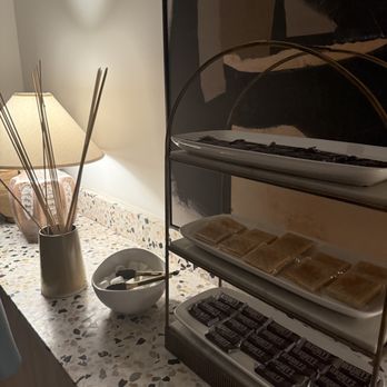 White Water - DIY S'mores Bar in Lobby - Hotels Near Me - Cambria, California