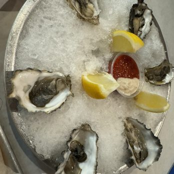 Cap't Loui - Oyster Basket - Seafood Near Me - Cupertino, California