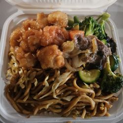 Amy's Peking Palace - Orange chicken, beef & broccoli & chowmein