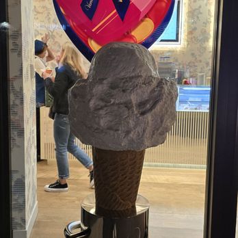 Venchi - Gelato Near Me - San Diego, California