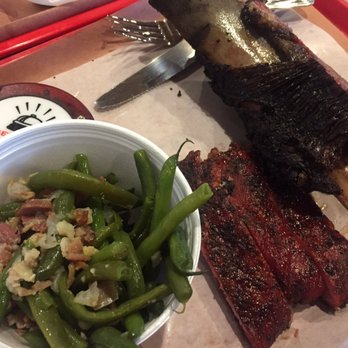 Killen's Barbecue - Beef bone, pork ribs and green beans - Barbeque Near Me - Pearland, Texas Killen's Barbecue - Beef bone, pork ribs and green beans - Barbeque Near Me - Pearland, Texas