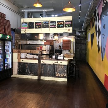 Benny Ravello's - Pizza Near Me - Charleston, South Carolina Benny Ravello's - Pizza Near Me - Charleston, South Carolina