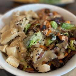 Township 20 - Veggie Bliss Bowl with vegan chicken