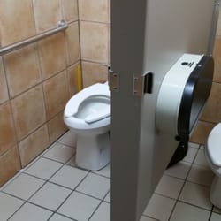 Shell - The bathroom is clean in here