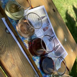 Indian Creek-Stowe Winery - Wine flight