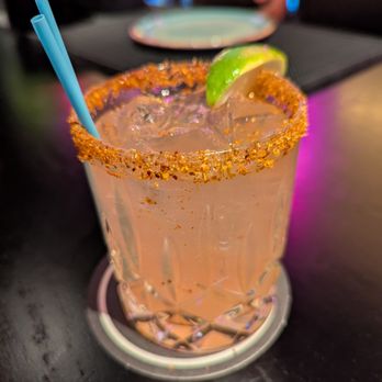 Puttshack - Puttshack Paloma. $14. Espolon Tequila Blanco, Tres Agaves Grapefruit Paloma Mix, Fever-Tree Pink Grapefruit Soda, fresh lime, Tajin rim. - Mini Golf Near Me - Dunwoody, Georgia