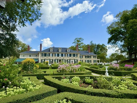 Hildene, The Lincoln Family Home by null